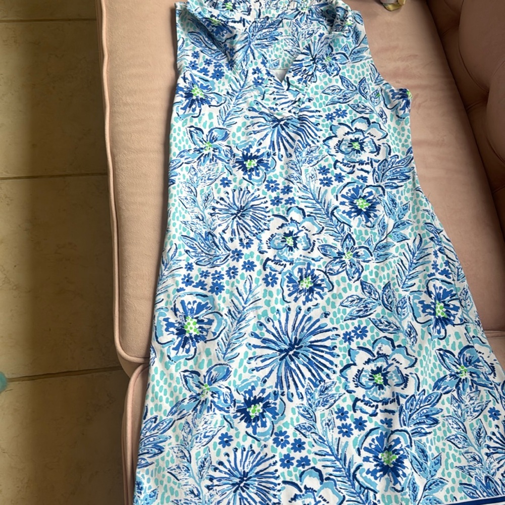 Amelia Quin dress size M